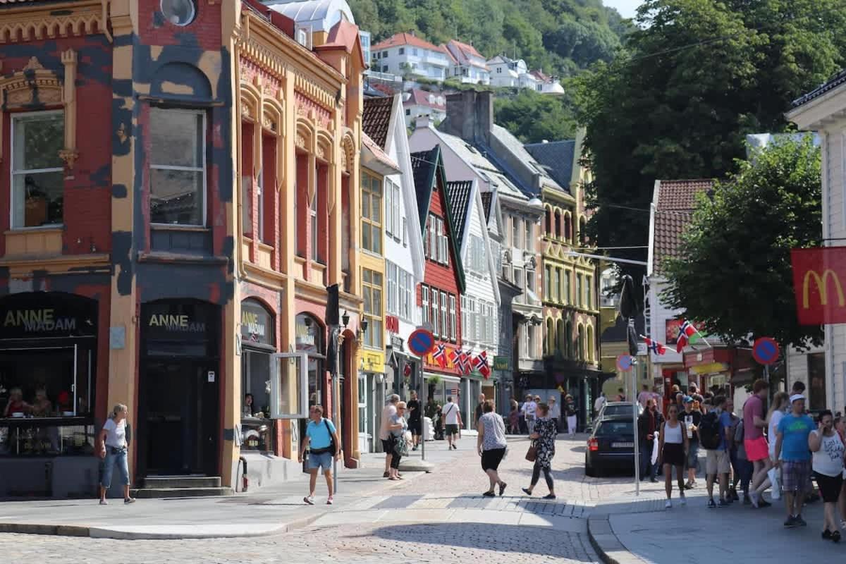 Dinbnb Apartments I Family Dream In Bergen I Playroom I Private Garden Exterior foto